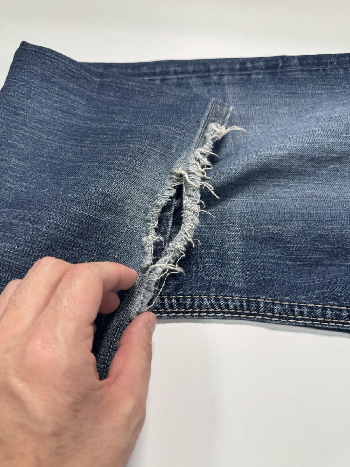 Silver Jeans Gordie Loose Fit Straight Leg Mens 40/29 Distressed Baggy Y2K Feel