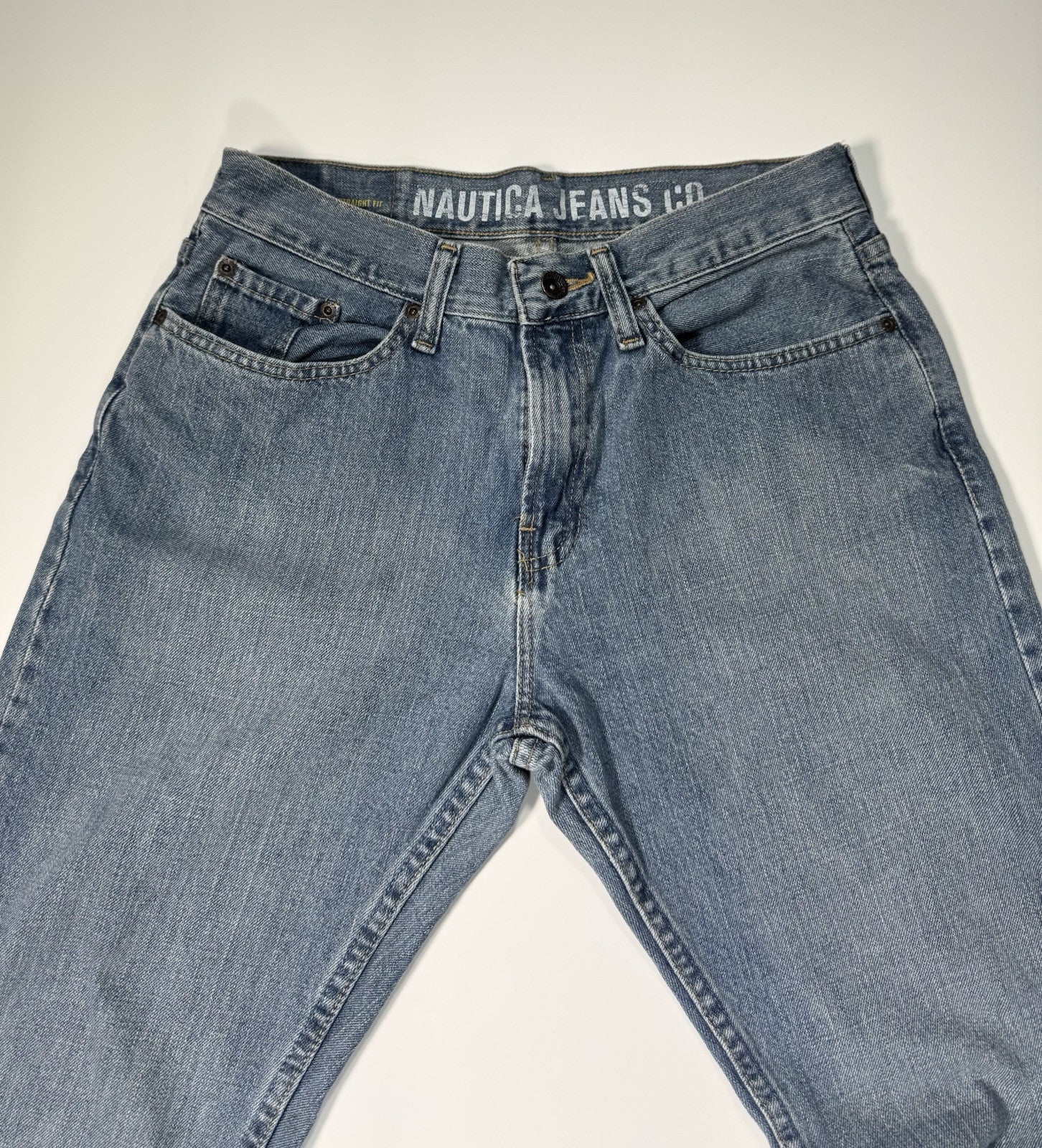 Nautica mens Jeans Size 30x30 Relaxed Fit Straight Leg Flat Front Light Wash