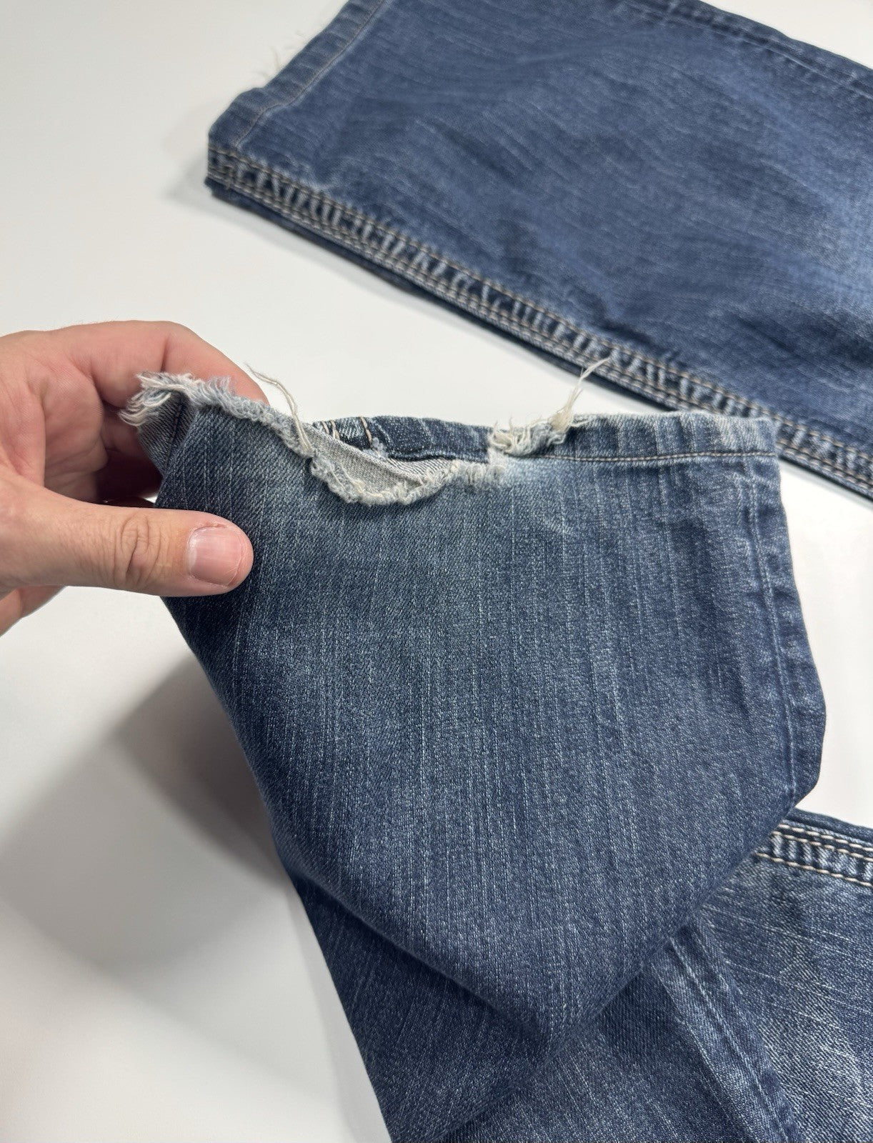 Silver Jeans Gordie Loose Fit Straight Leg Mens 40/29 Distressed Baggy Y2K Feel