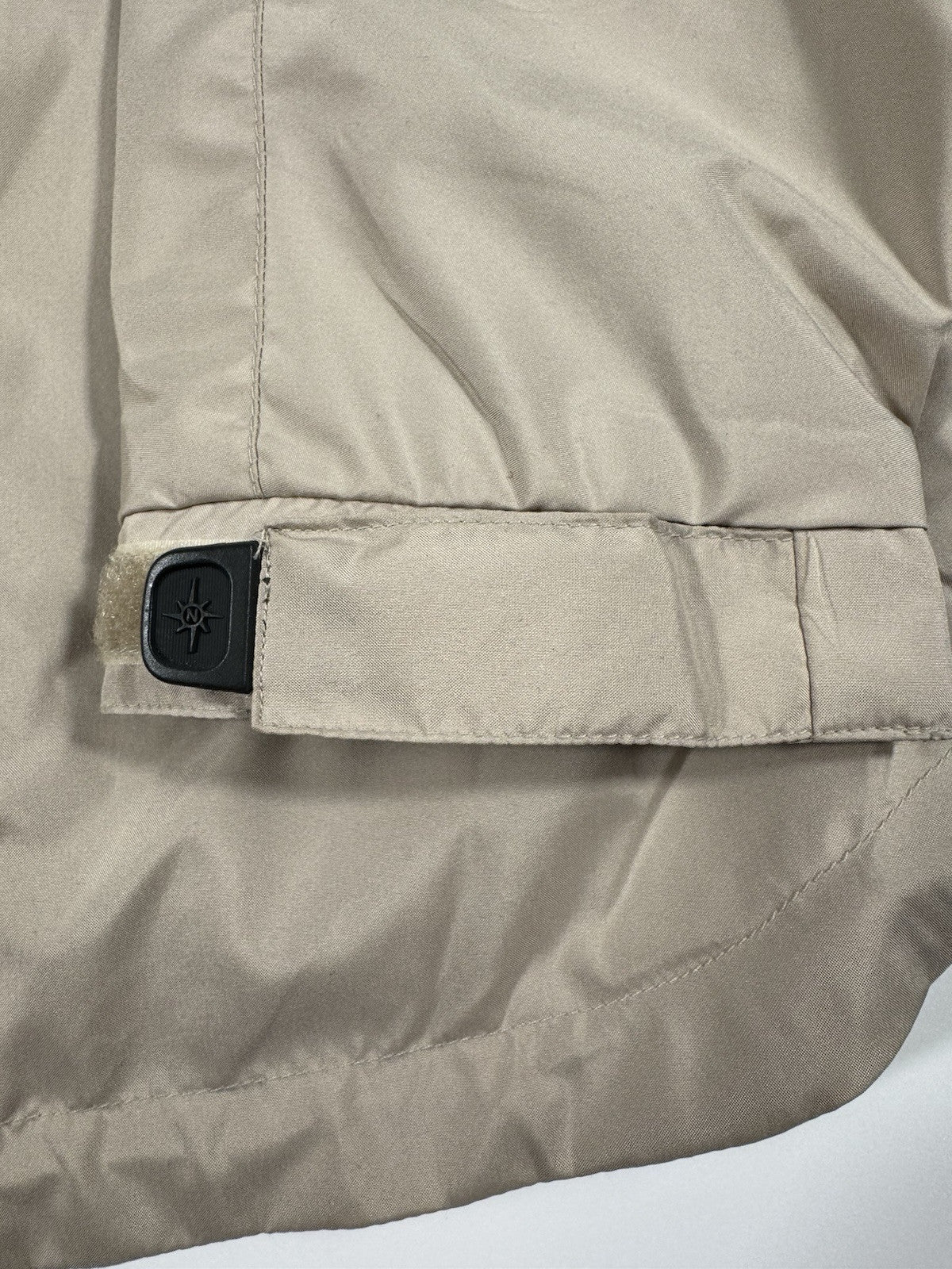 North End Men' Medium Waterproof Beige Windbreaker Jacket Vented NEW