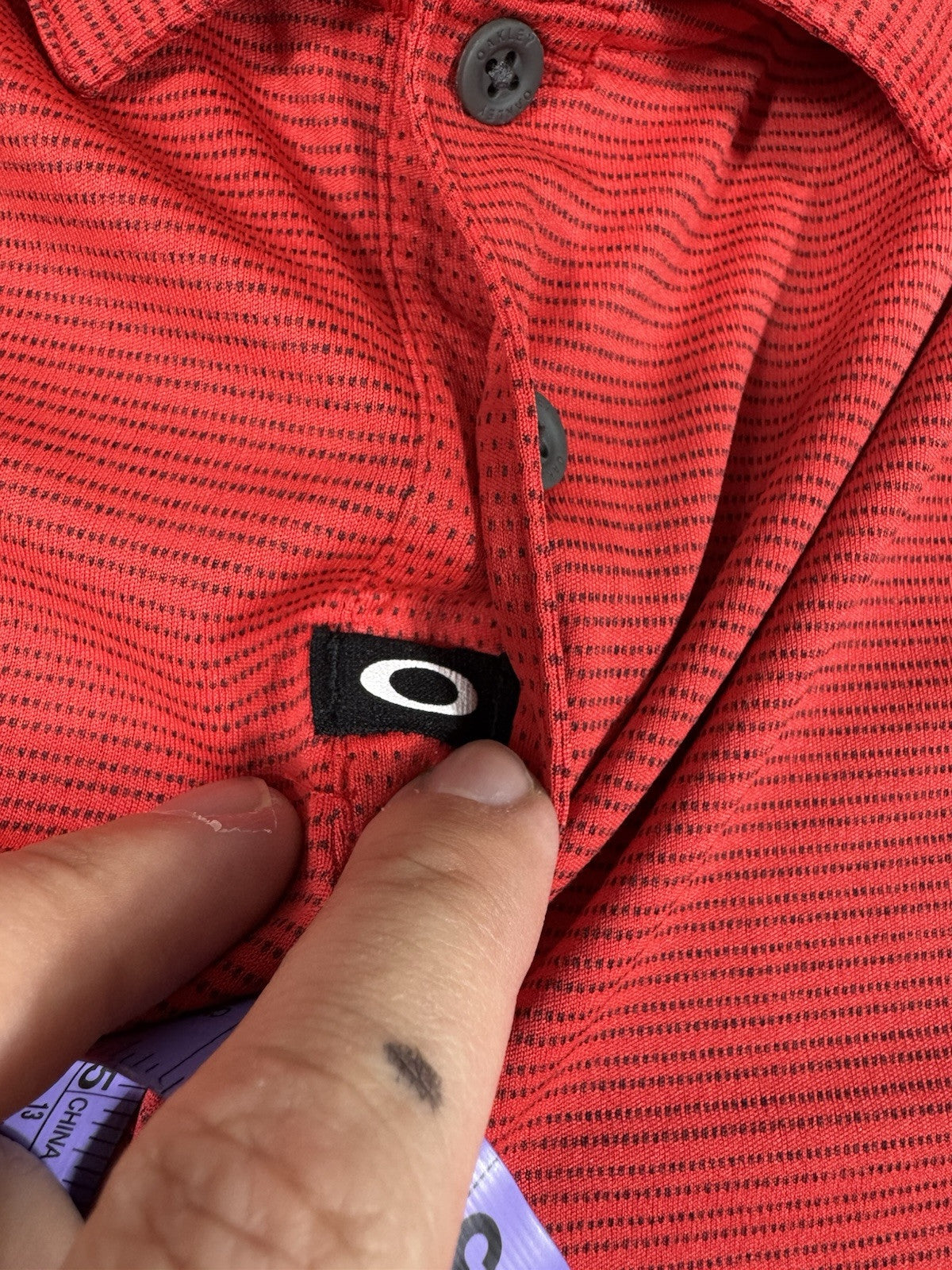 Oakley Hydrolix Button Polo Shirt Short Sleeved Red Size Small Golf Striped Mens