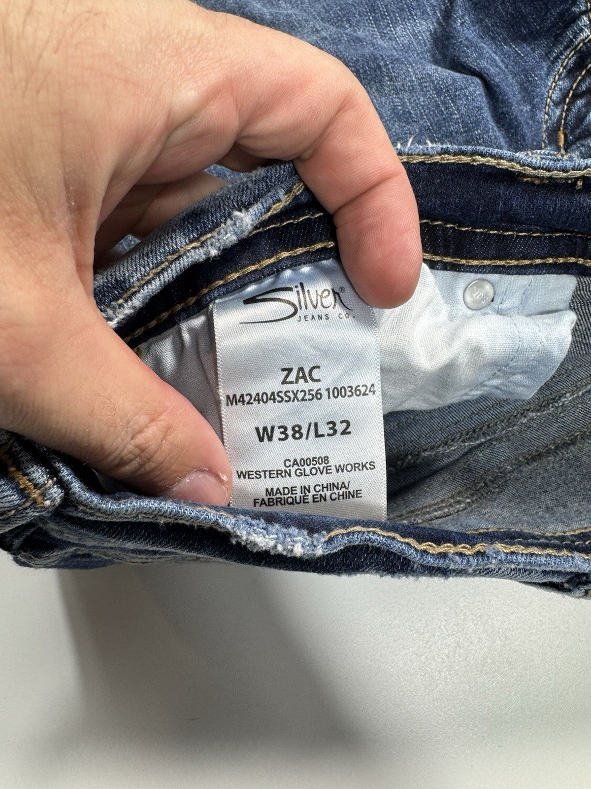 Silver Jeans Zac Men’s 38 x 32 Blue Relaxed Fit Straight Leg