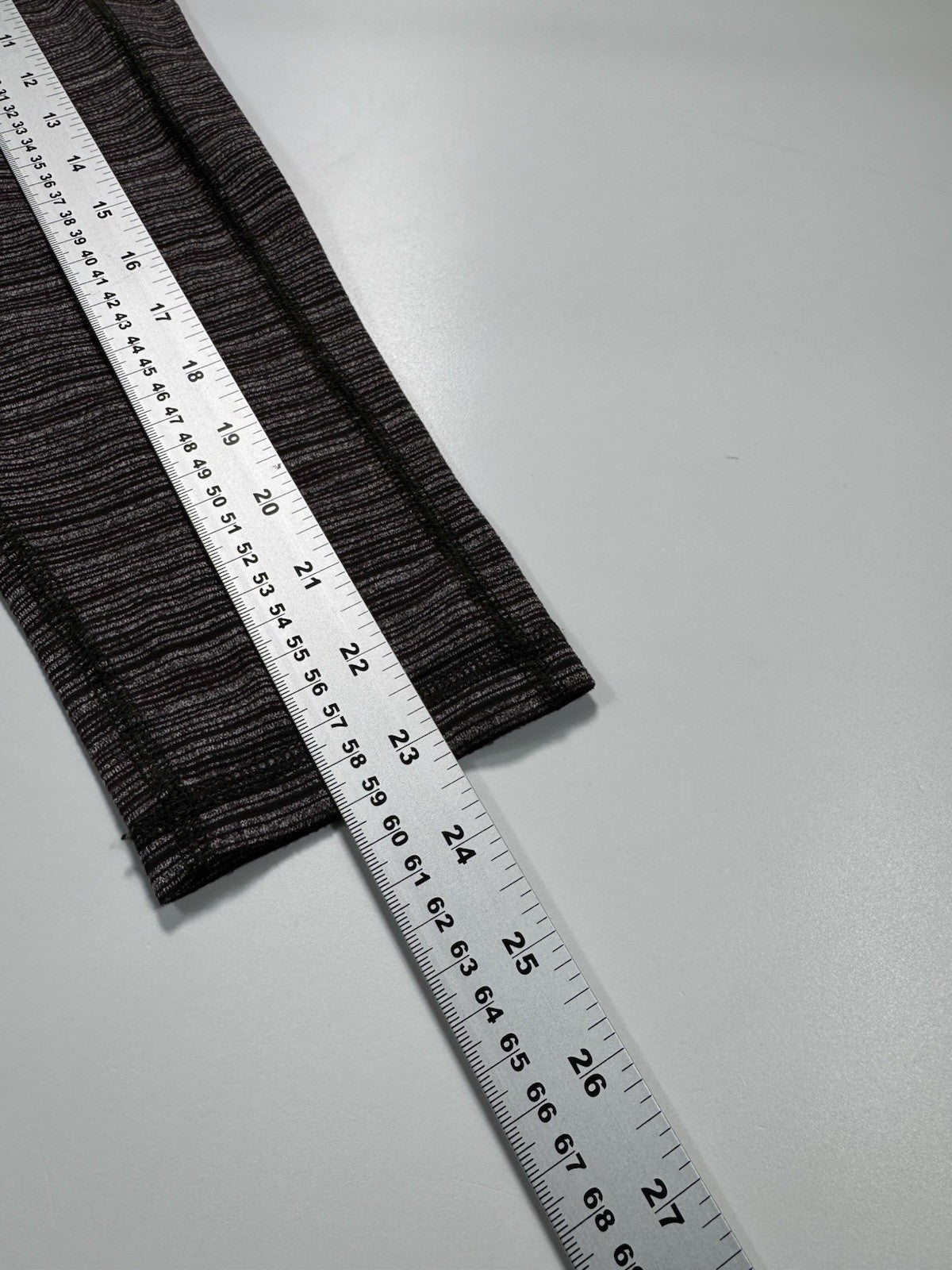 LULULEMON Athletica Asymmetrical 1/4 ZIP Pullover Performance mens Size M