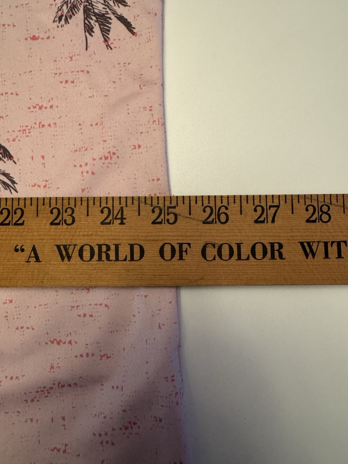 Johnnie-O mens XL Golf Performance Polo Pinks Sands With Palm Trees