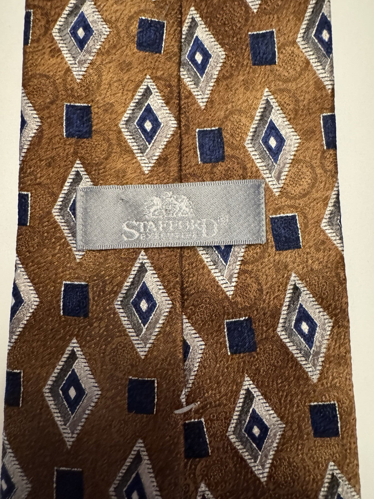 Vintage Stafford Mens 100% Silk Tie Triangle Pattern