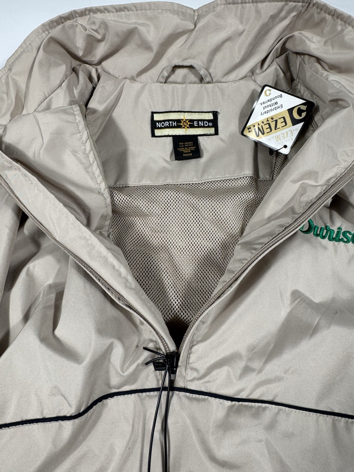 North End Men' Medium Waterproof Beige Windbreaker Jacket Vented NEW