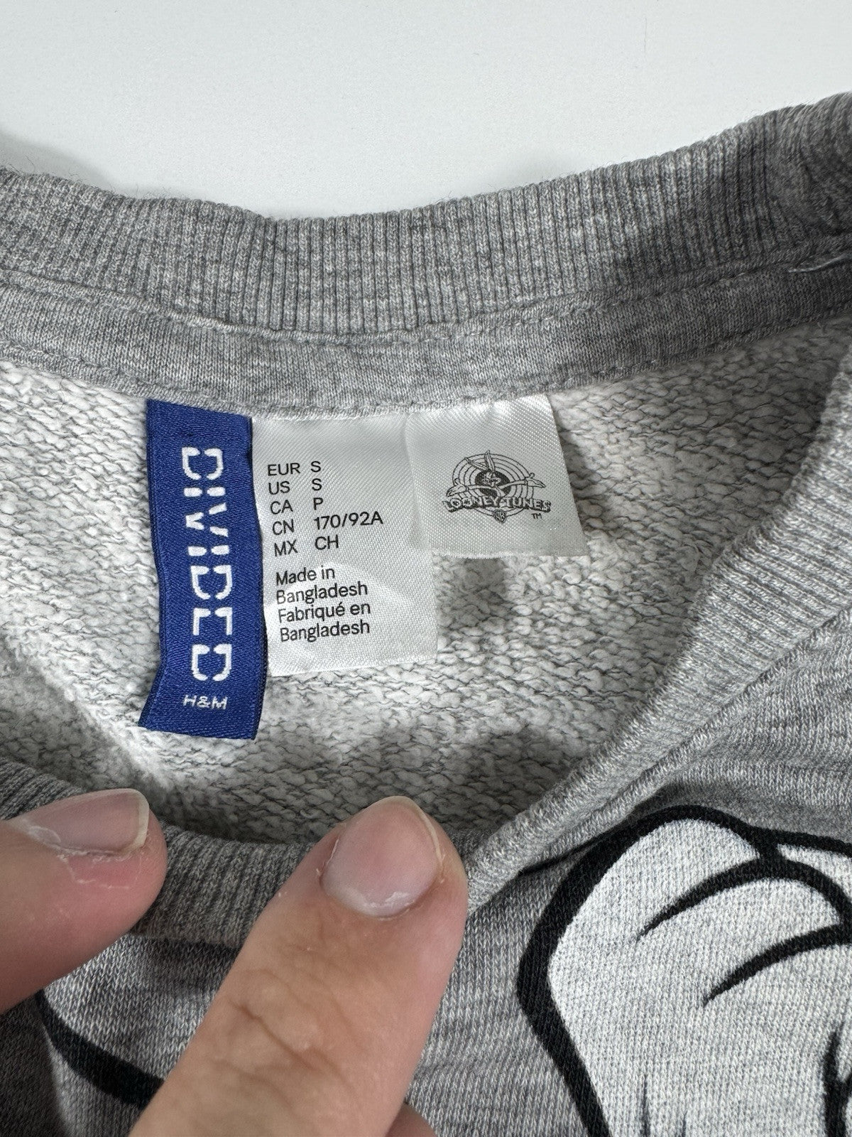 Bugs Bunny Looney Tunes Warner Bros Men’s Sweatshirt Small Long Sleeve