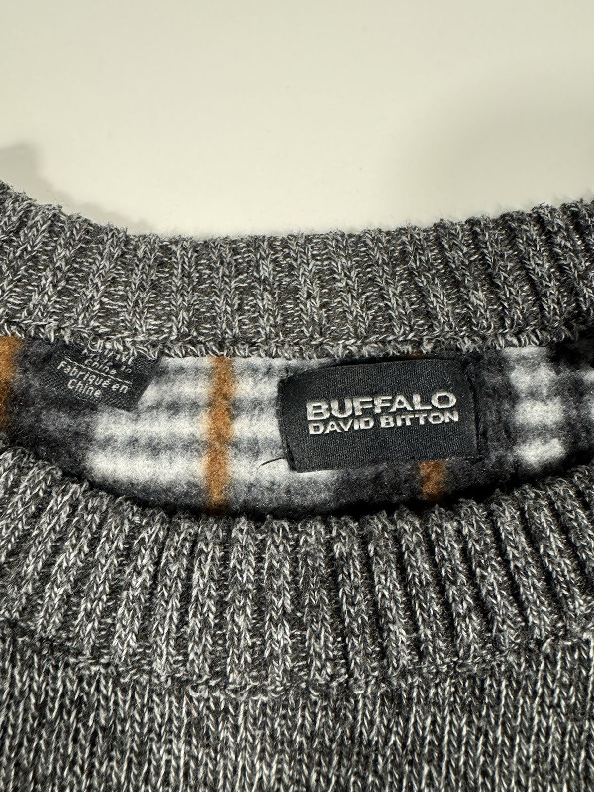 Buffalo David Bitton mens Crewneck Pullover Gray Knit Size Medium Patch Accents