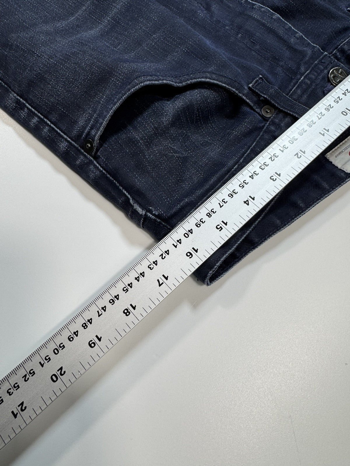 Adriano Goldschmied AG The Matchbox Slim Straight Jeans Size 32x32 Navy Blue