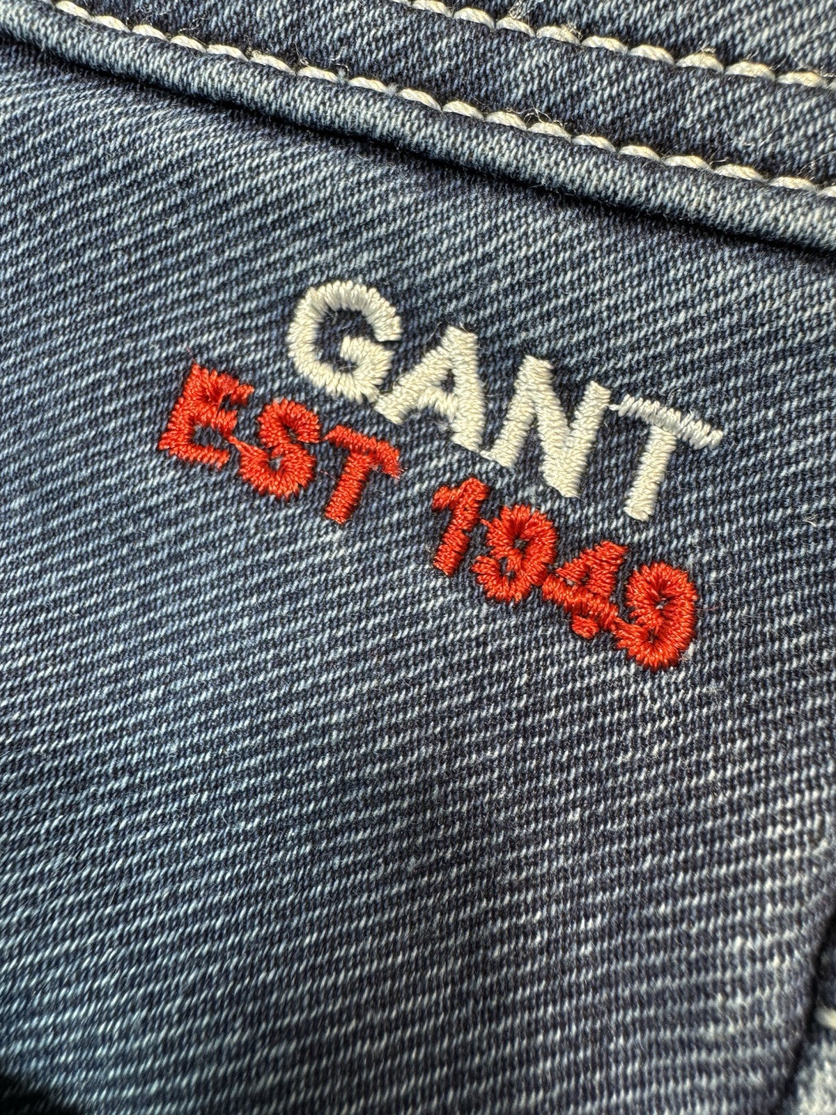 GANT Jeans Mens 32x28 Regular Straight Fit Blue Heavy Denim Embroidered Pocket