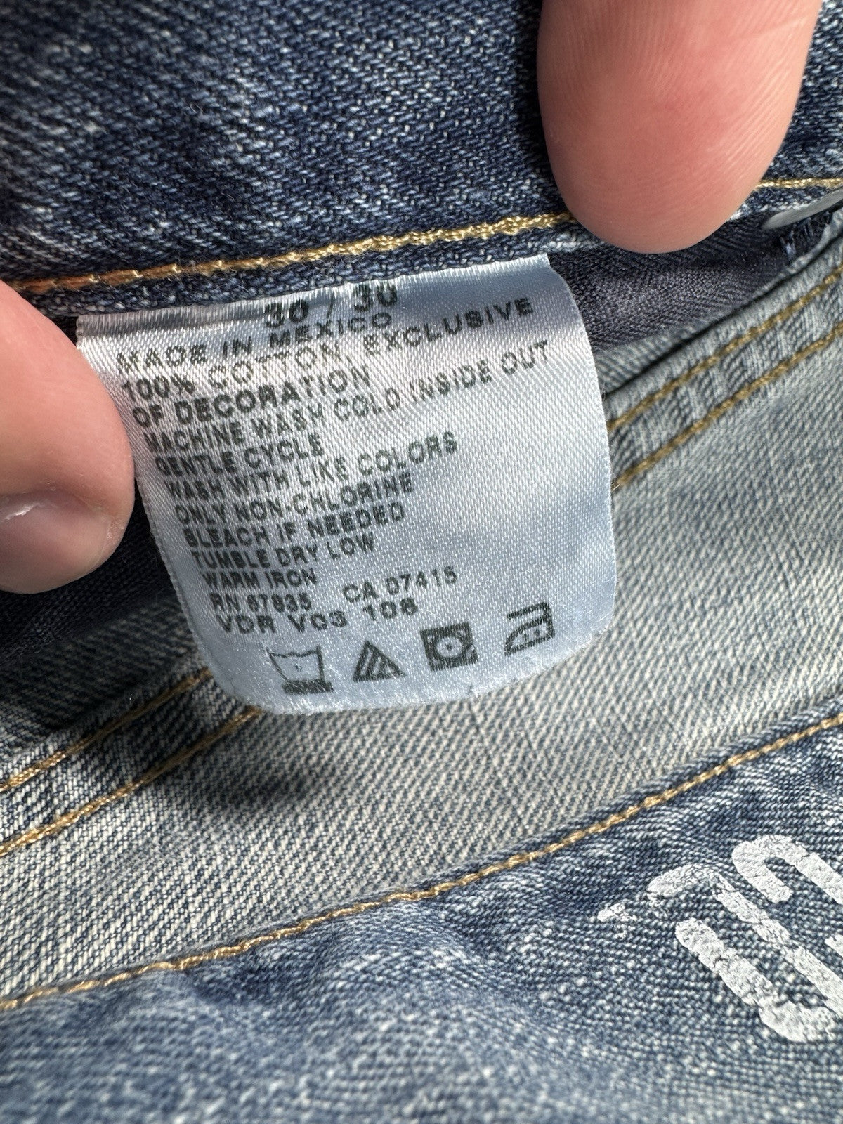 Nautica mens Jeans Size 30x30 Relaxed Fit Straight Leg Flat Front Light Wash