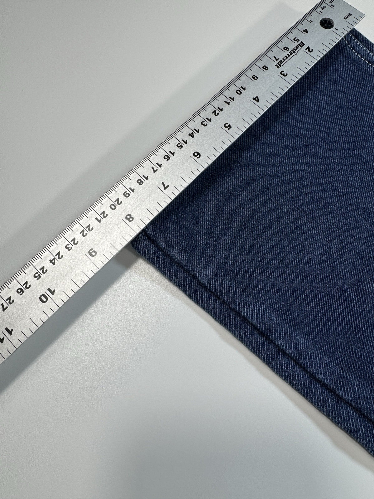 GANT Jeans Mens 32x28 Regular Straight Fit Blue Heavy Denim Embroidered Pocket