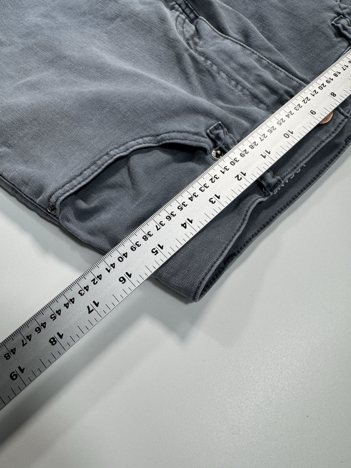 Mugsy Jeans Logans Men 32x30 Light Blue Stretch Performance Slim Taper FLX8NBG