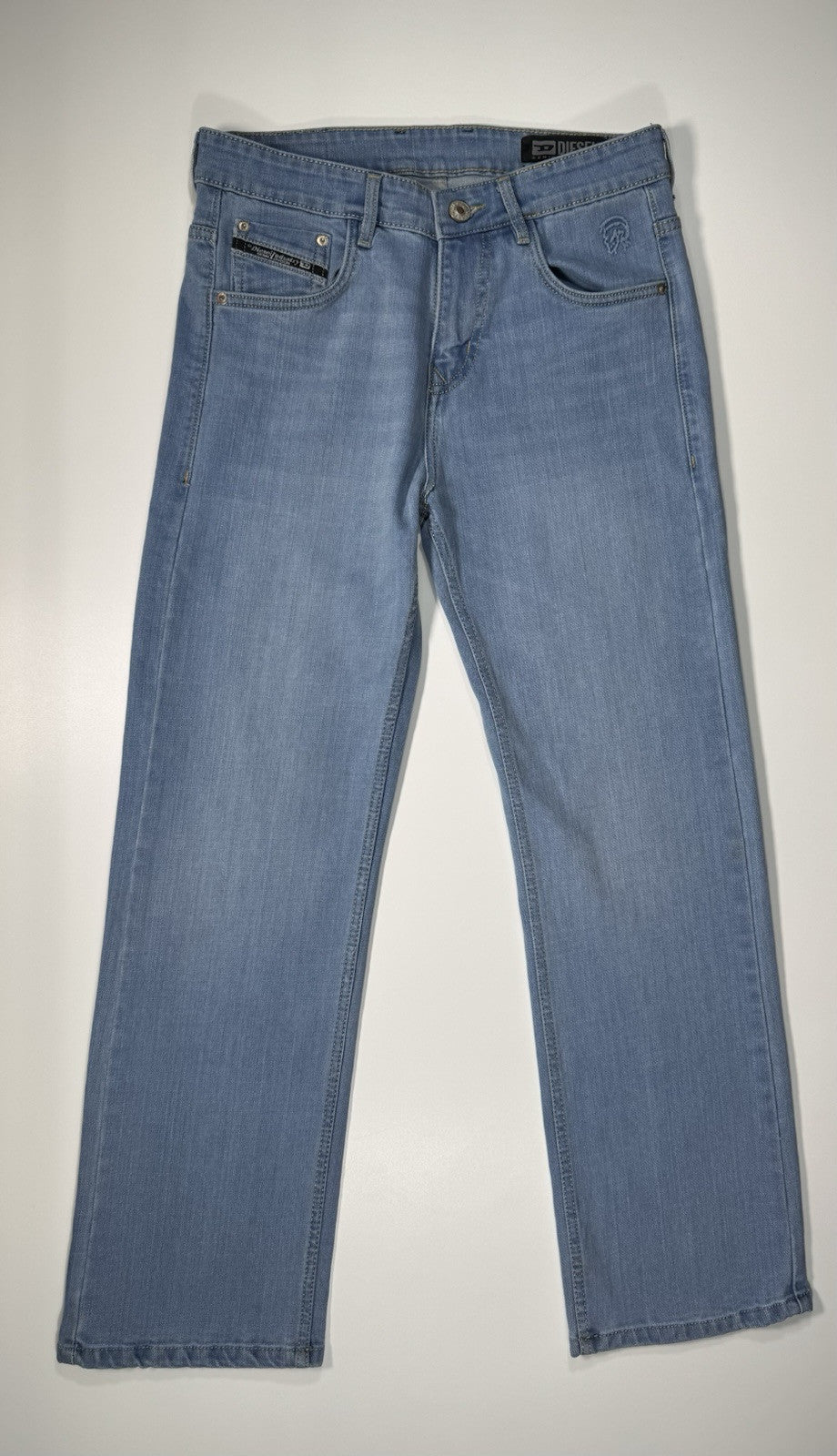 Diesel Jeans Mens 32x30 Blue Wash Regular Straight Button Closure 100% Cotton