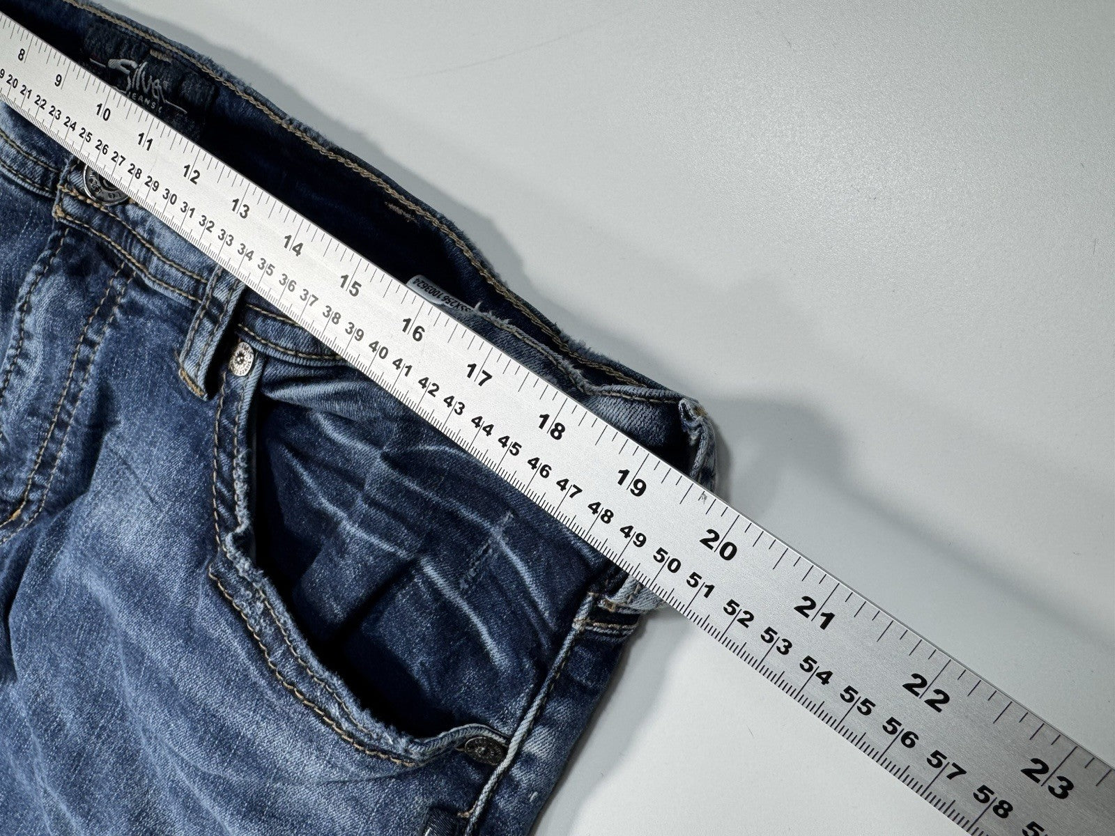 Silver Jeans Zac Men’s 38 x 32 Blue Relaxed Fit Straight Leg