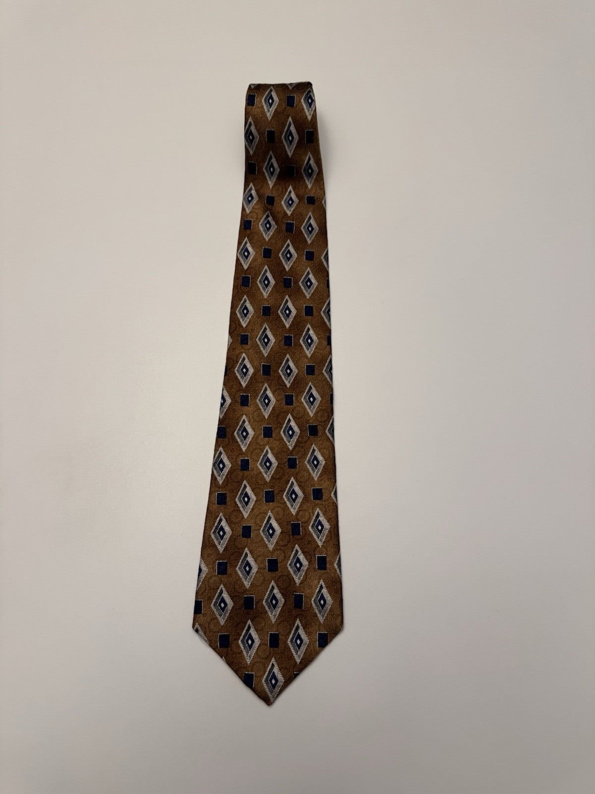 Vintage Stafford Mens 100% Silk Tie Triangle Pattern