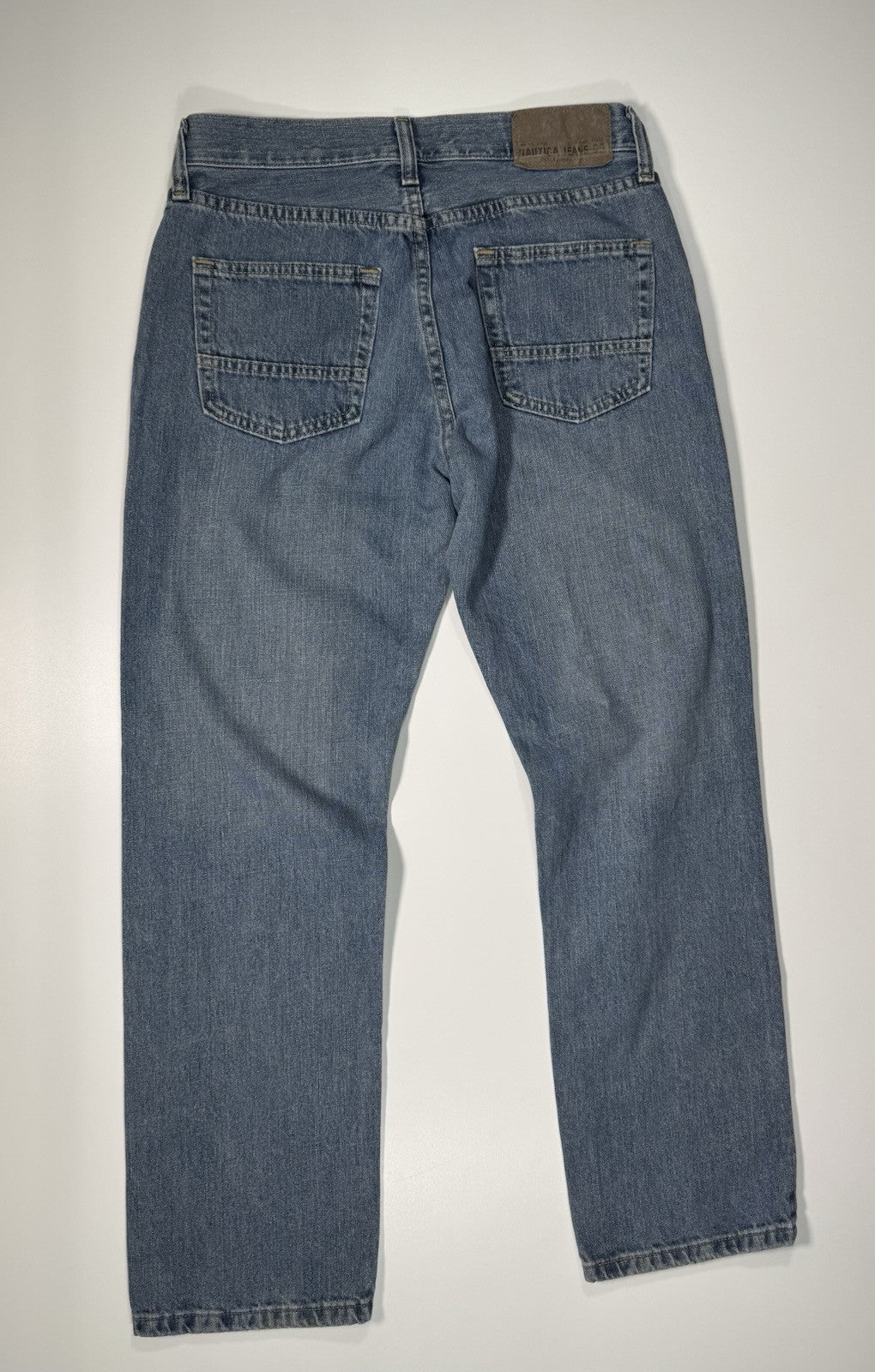 Nautica mens Jeans Size 30x30 Relaxed Fit Straight Leg Flat Front Light Wash