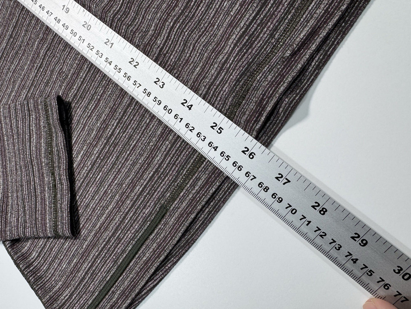 LULULEMON Athletica Asymmetrical 1/4 ZIP Pullover Performance mens Size M