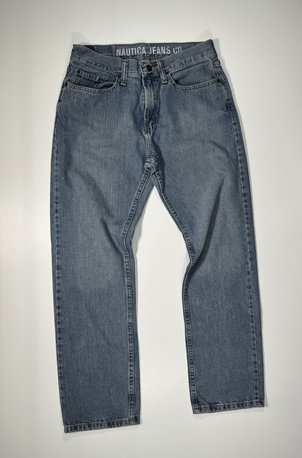 Nautica mens Jeans Size 30x30 Relaxed Fit Straight Leg Flat Front Light Wash