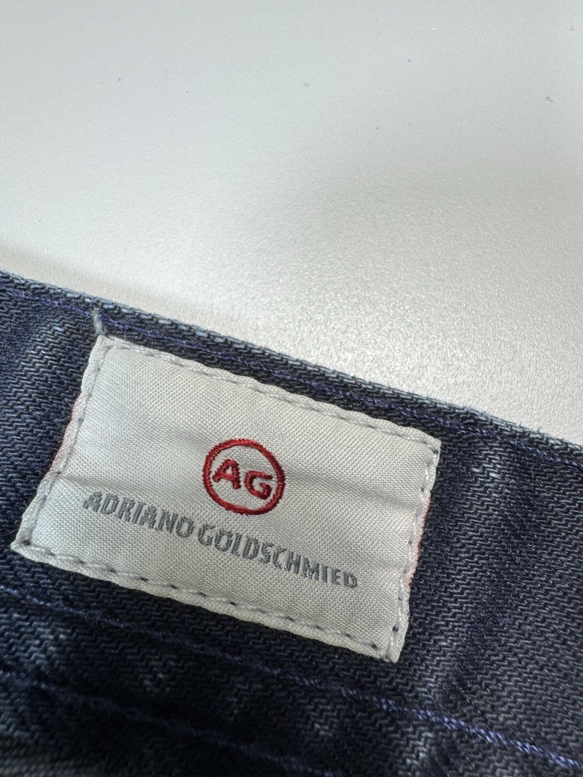 Adriano Goldschmied AG The Matchbox Slim Straight Jeans Size 32x32 Navy Blue